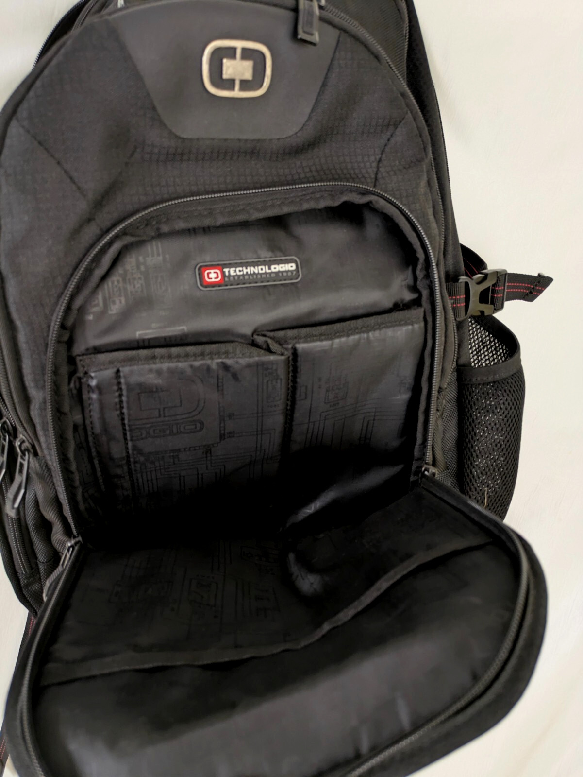 OGIO Airflow Tech Vault Checkpoint Black Laptop Travel Backpack Branded