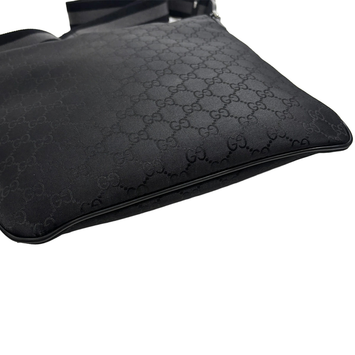 Gucci Shoulder Bag Messenger GG Nylon Black 509639 Unisex Crossbody