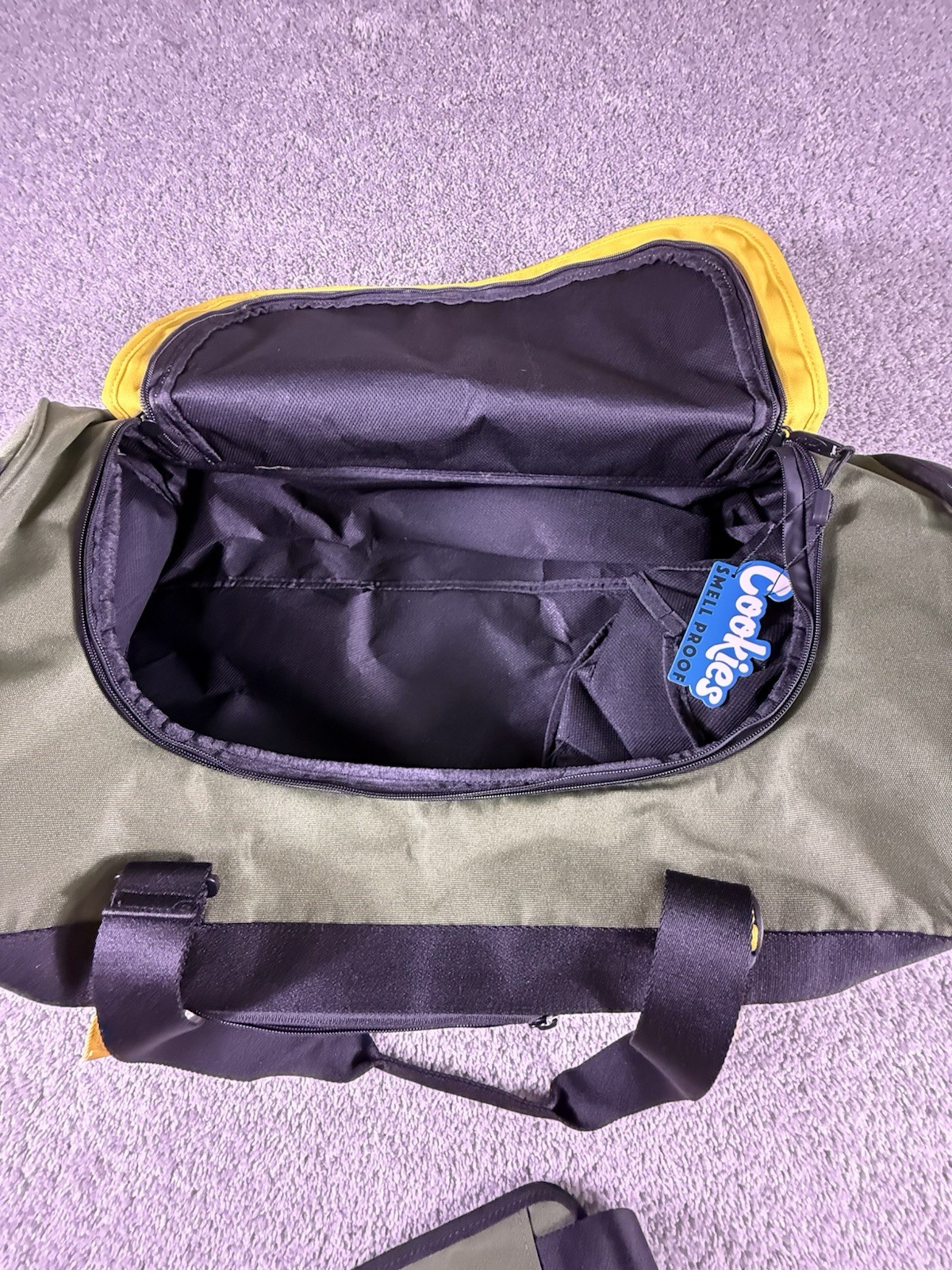 NWT Cookies Smell Proof XL Duffle Bag Green Yellow $150 MSRP