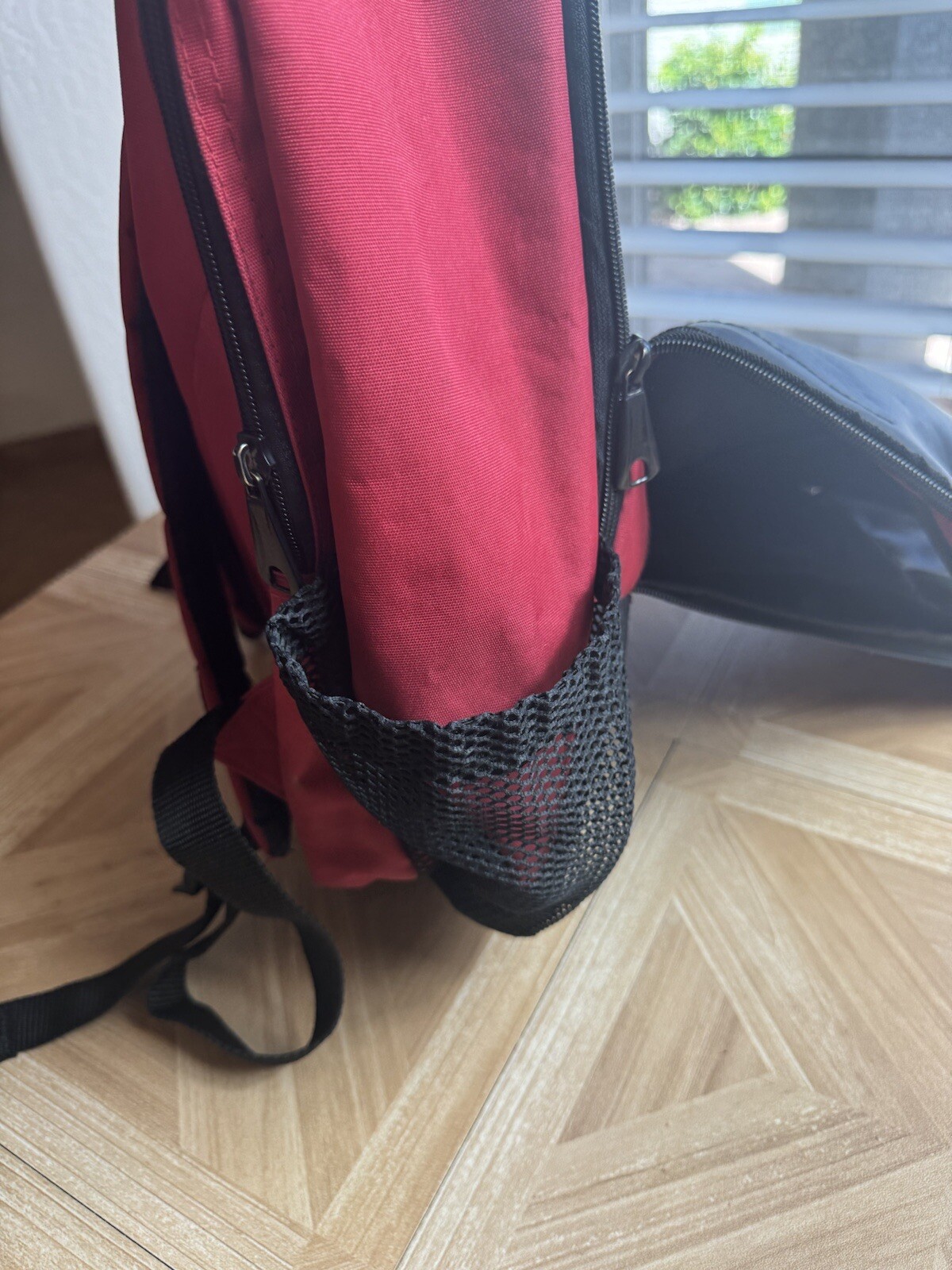 Vintage JanSport Backpack Classic Zip Up Bag Red MADE IN USA See Last Pic