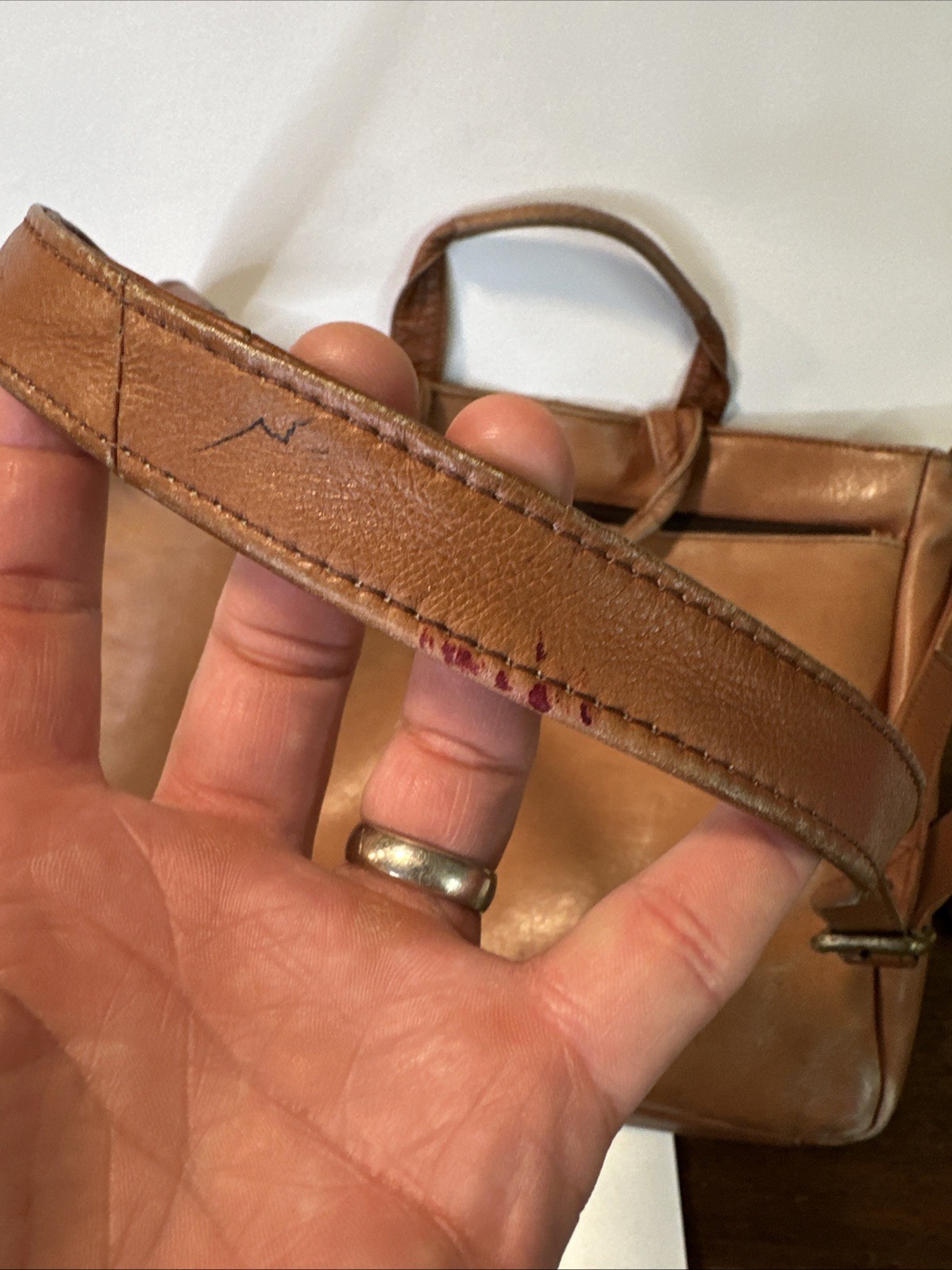 LATICO camel brown leather briefcase laptop messenger bag vintage