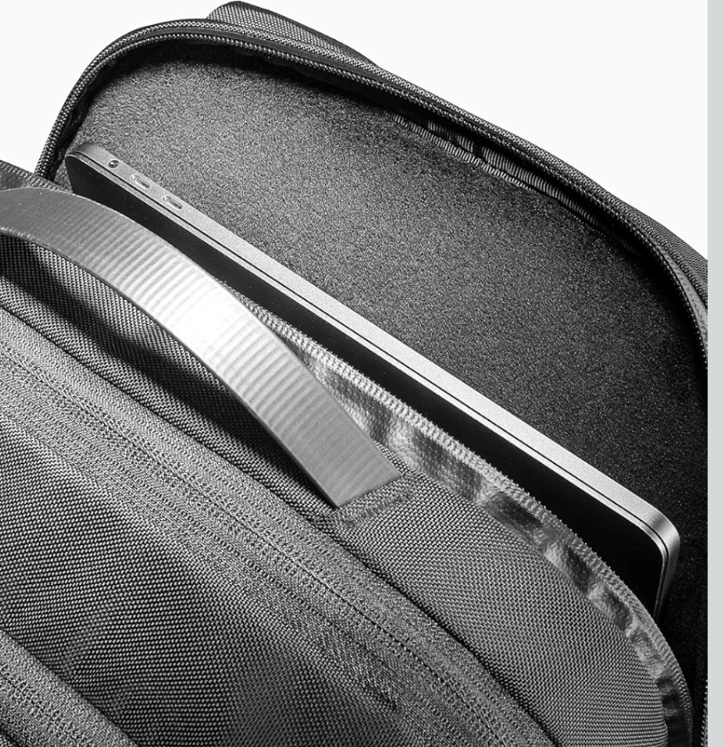 Tomtoc T68 Business Backpack 26L fits 16in Laptop – Black.