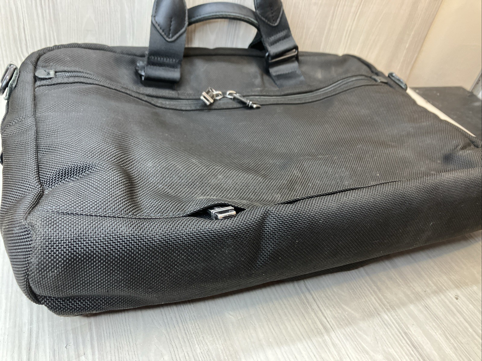 TUMI ALPHA BRAVO Briefcase 2 way Business Bag 22611DH Ballistic Black Slim VGC