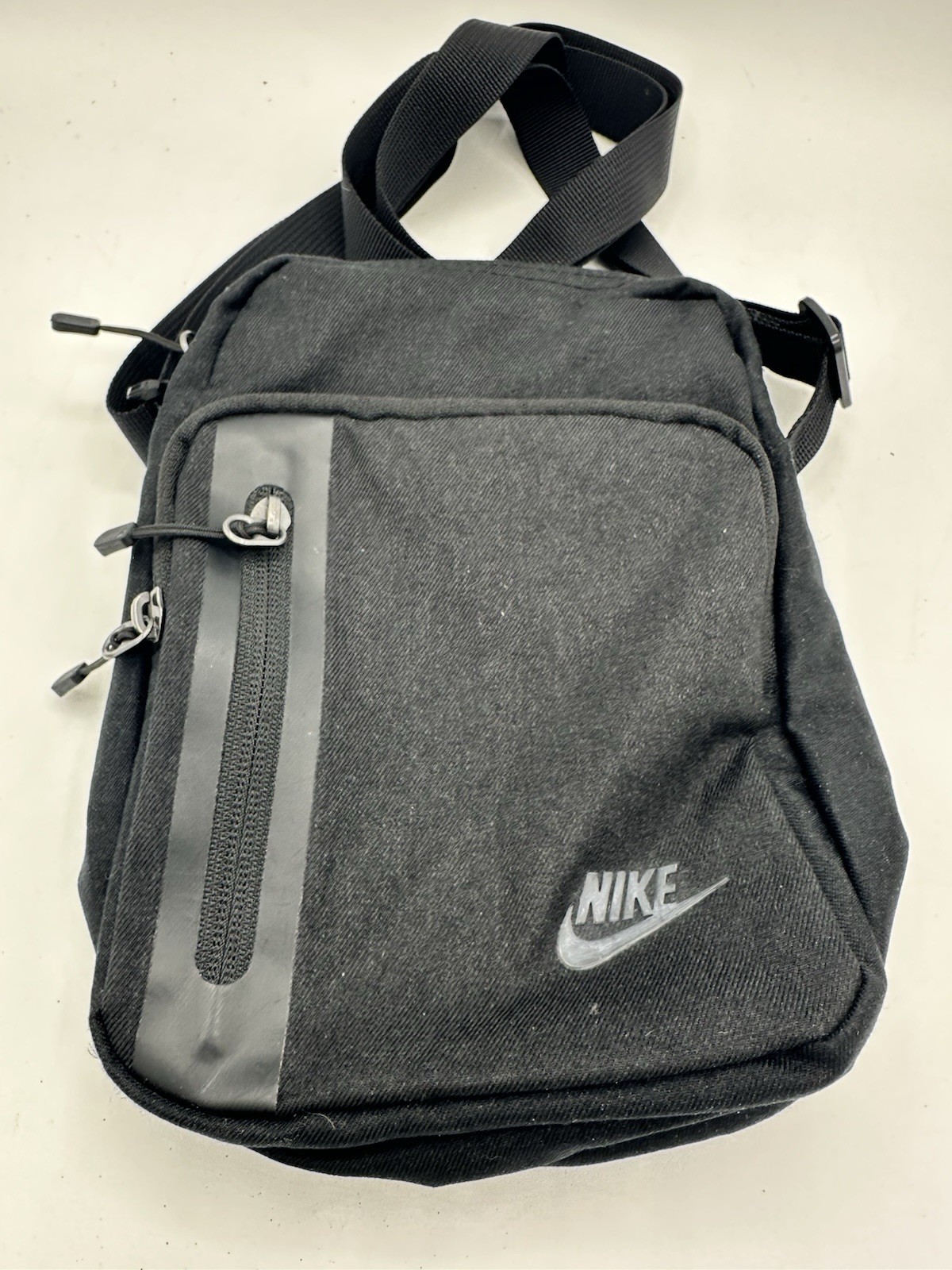 Nike Sportswear Tech Elemental Crossbody Shoulder Bag MSRP $38