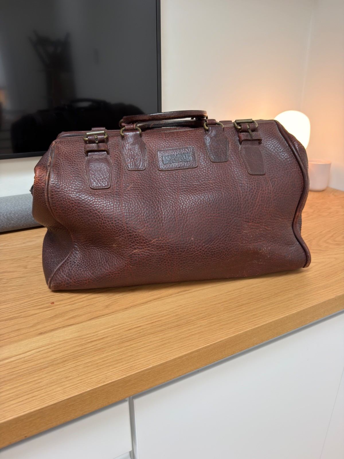 Duluth Trading AWOL Bag – Heavy Leather – Weekender / Doctor / Briefcase Duffel