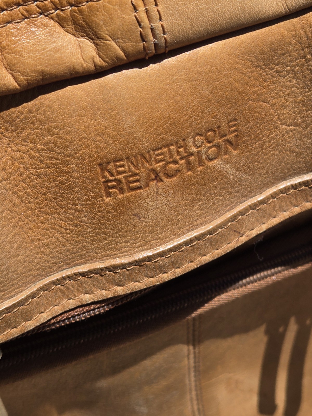 Kenneth Cole Reaction Leather Messenger Bag Brown Briefcase Laptop 16×13 VNTG