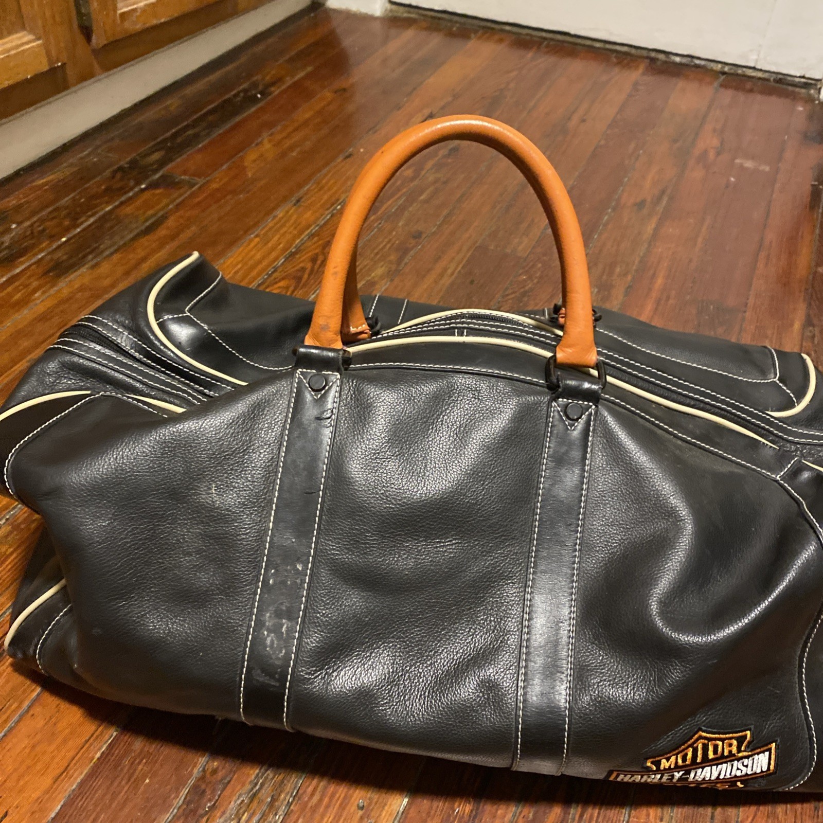 Used Harley Davidson Leather Duffle Bag Travel Black Motorcycle Carryon 22x10x12