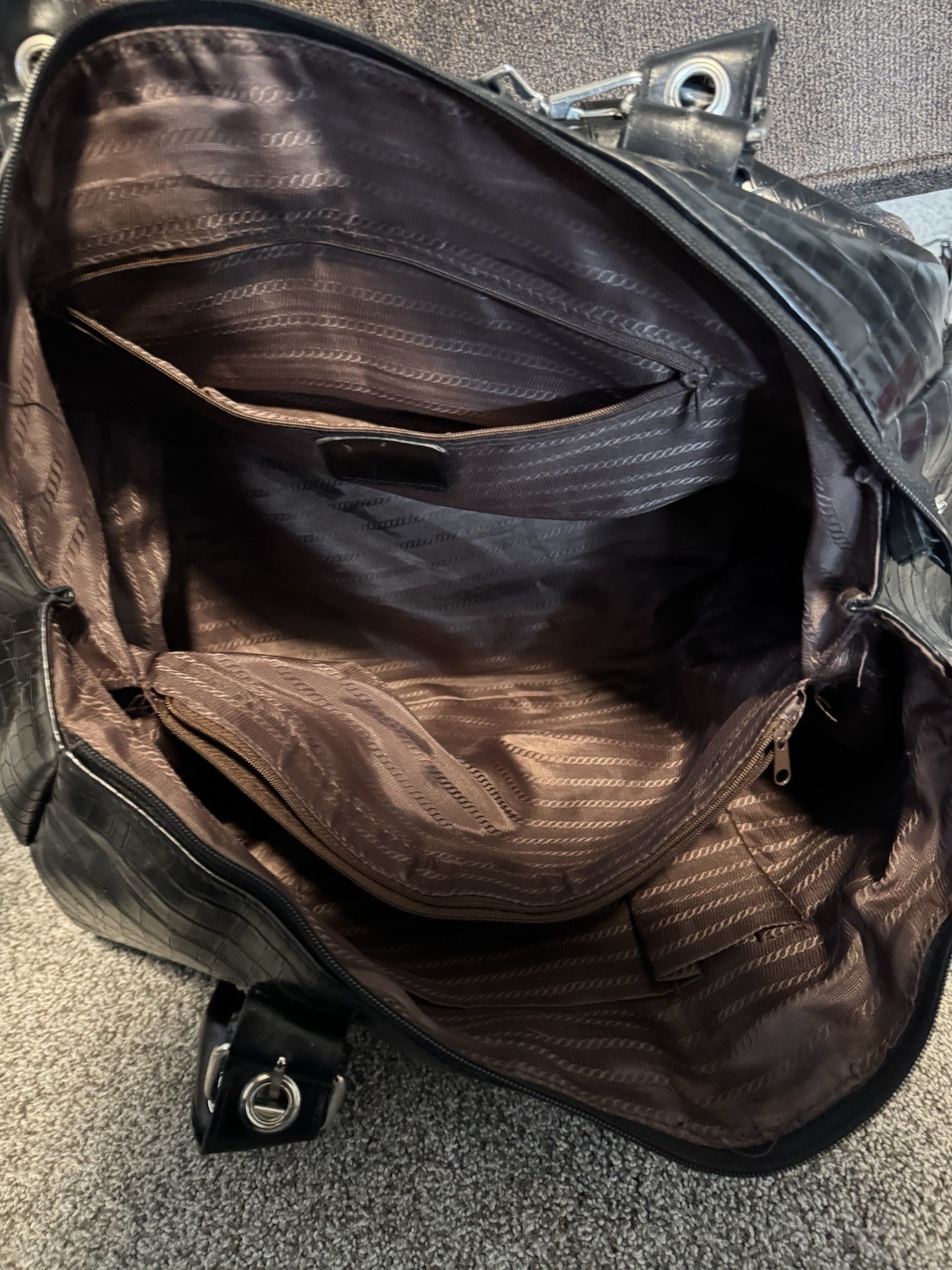 Rare VTG Leather NYC 2001 Duffle Bag- See Pictures And Description For Info