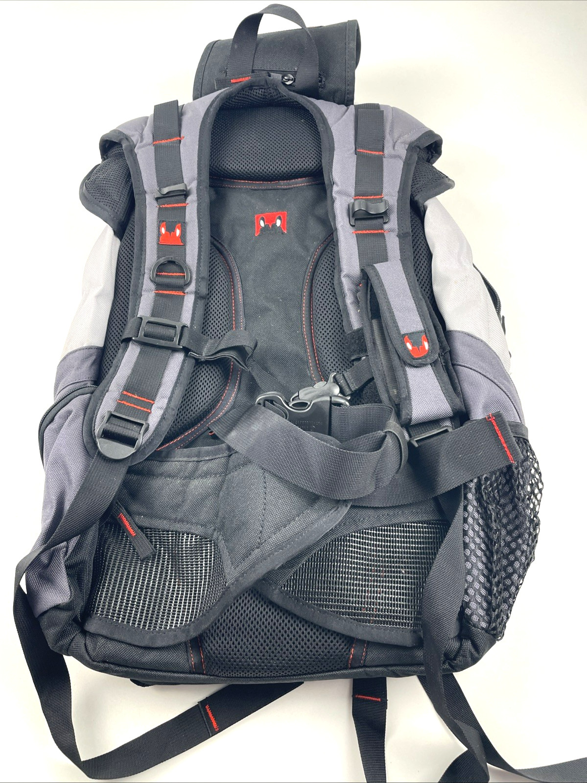 Illenium Skateboard Snowboarding Gaming Backpack NWT Black Grey Red Music DJ