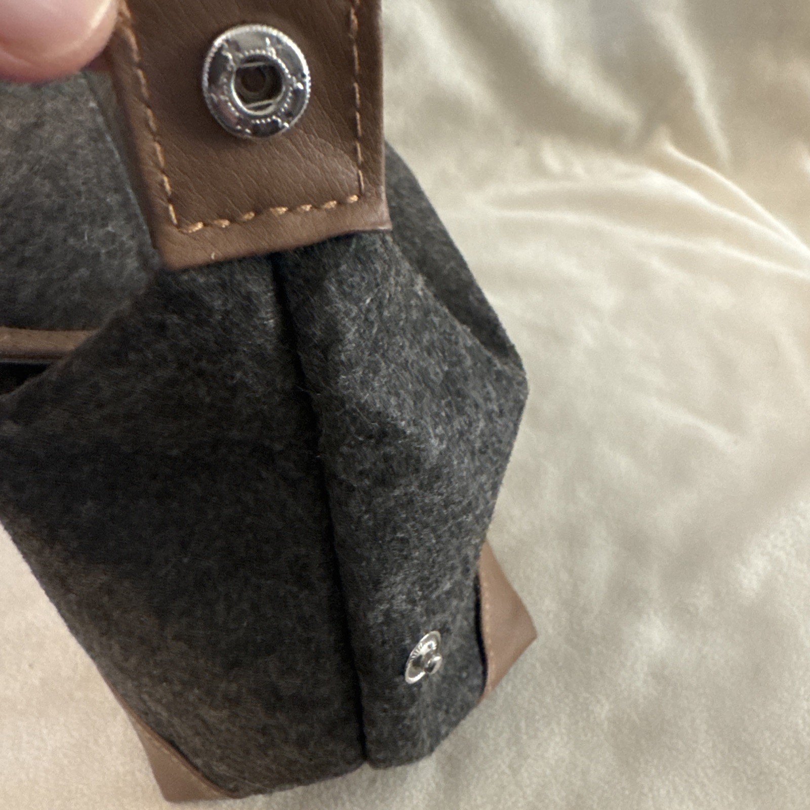 Felt Wool Canvas Faux Leather Dop Dopp Kit Gray Toiletry Travel Bag Makeup Pouch