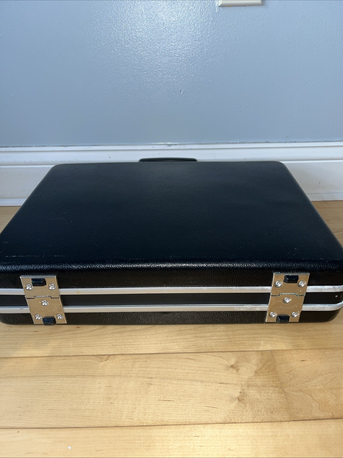 Echolac Vintage Hard Shell Briefcase Black with Aluminum Trim 17×12.5×4