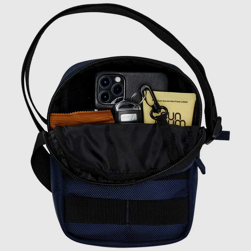 OGIO PACE PRO POUCH Small Men’s Shoulder Casual Crossbody Bag Multi Pocket Black
