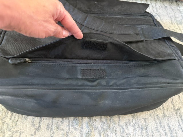 Vintage Oakley Laptop Messenger Bag Black Computer Briefcase Shoulder Travel Bag