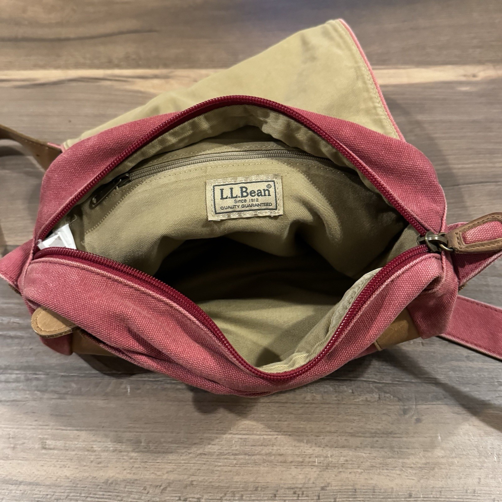 LL Bean PINK Canvas Field Messenger Shoulder Bag Brown Leather Trim Push Lock