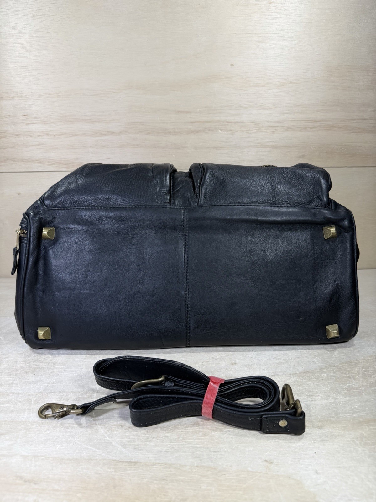 Frye Leather Duffle Bag- Black – Style 102 Benchcrafted Cross Body Strap -Duffel