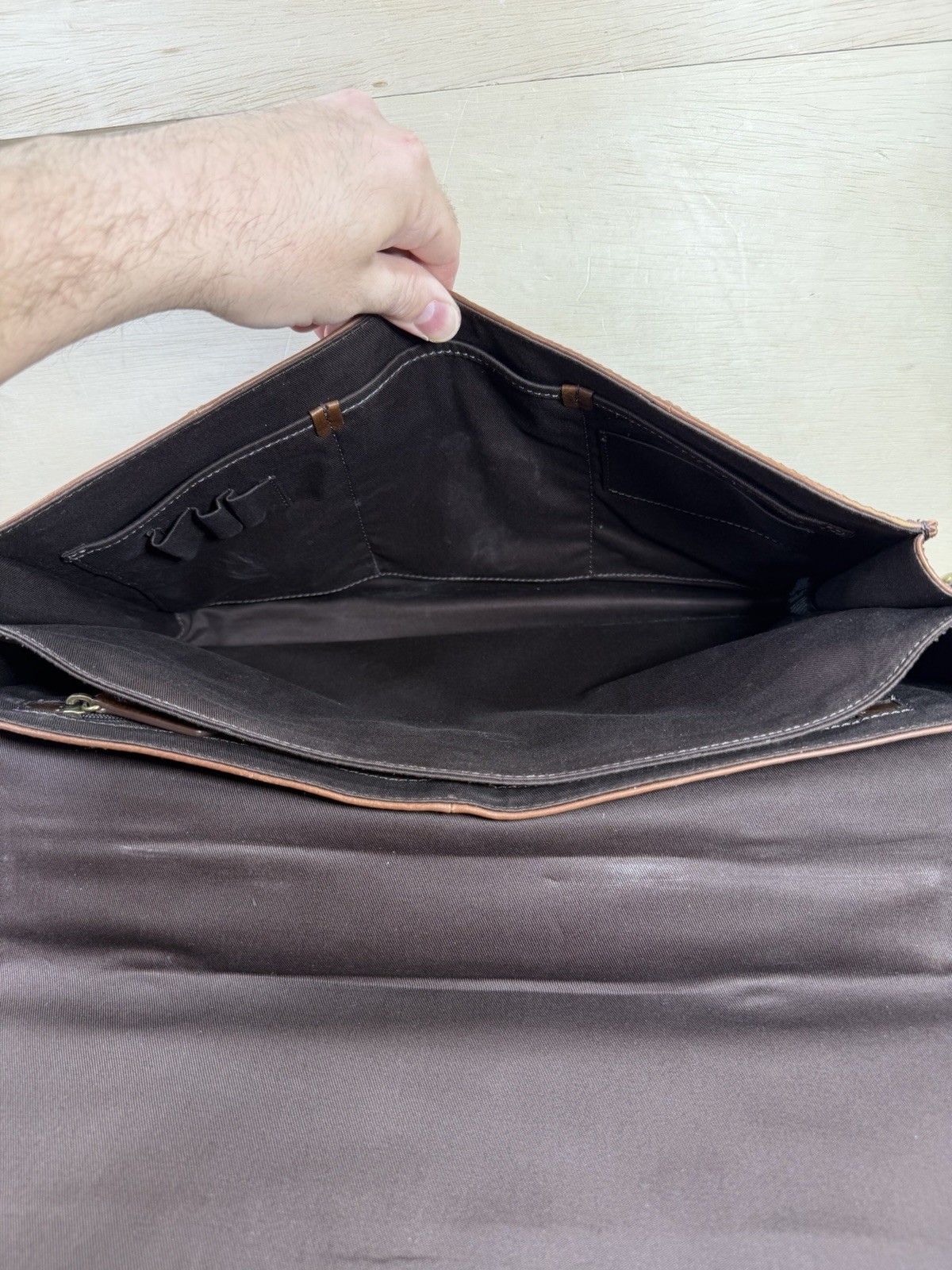 Fossil Thompson Portfolio Leather Messenger Bag Classic Brown w/ Shoulder Strap