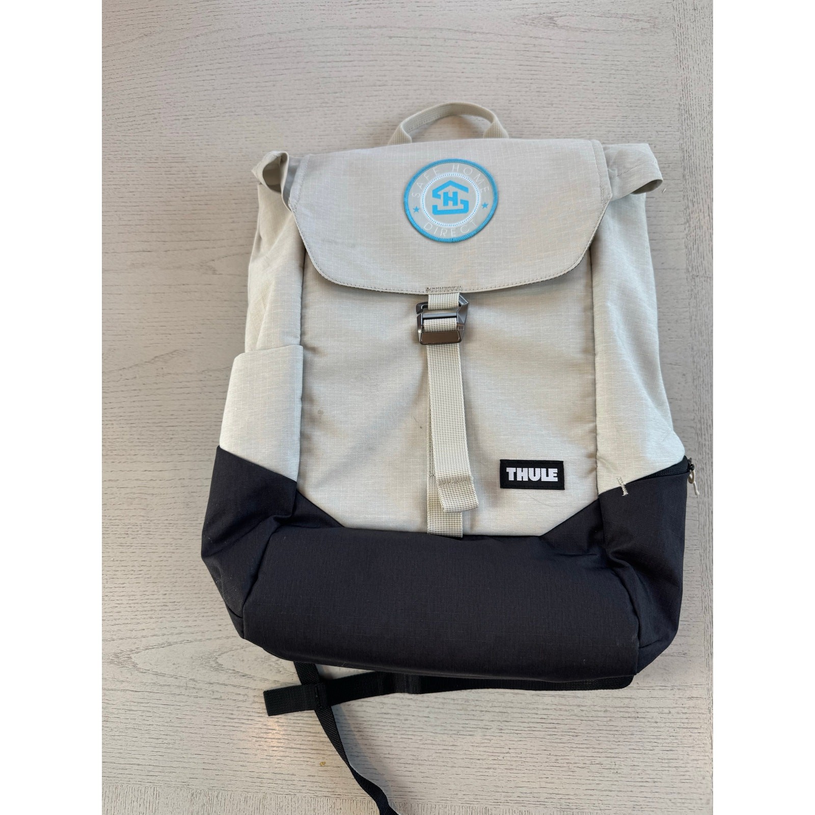 NWOT THULE Jartop Backpack Laptop Work Bag Grey and Beige with Company Logo (B)