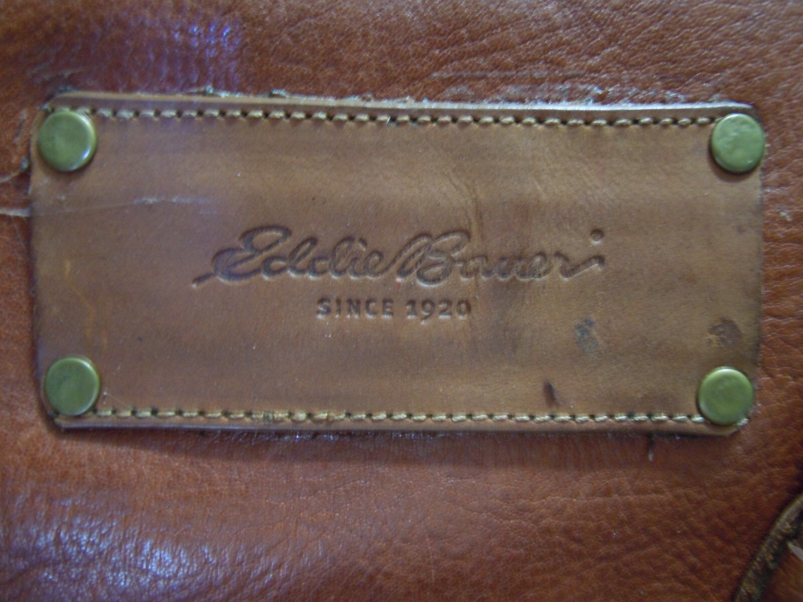 Vintage Eddie Bauer Designs by Sevestet New York All Leather Messenger