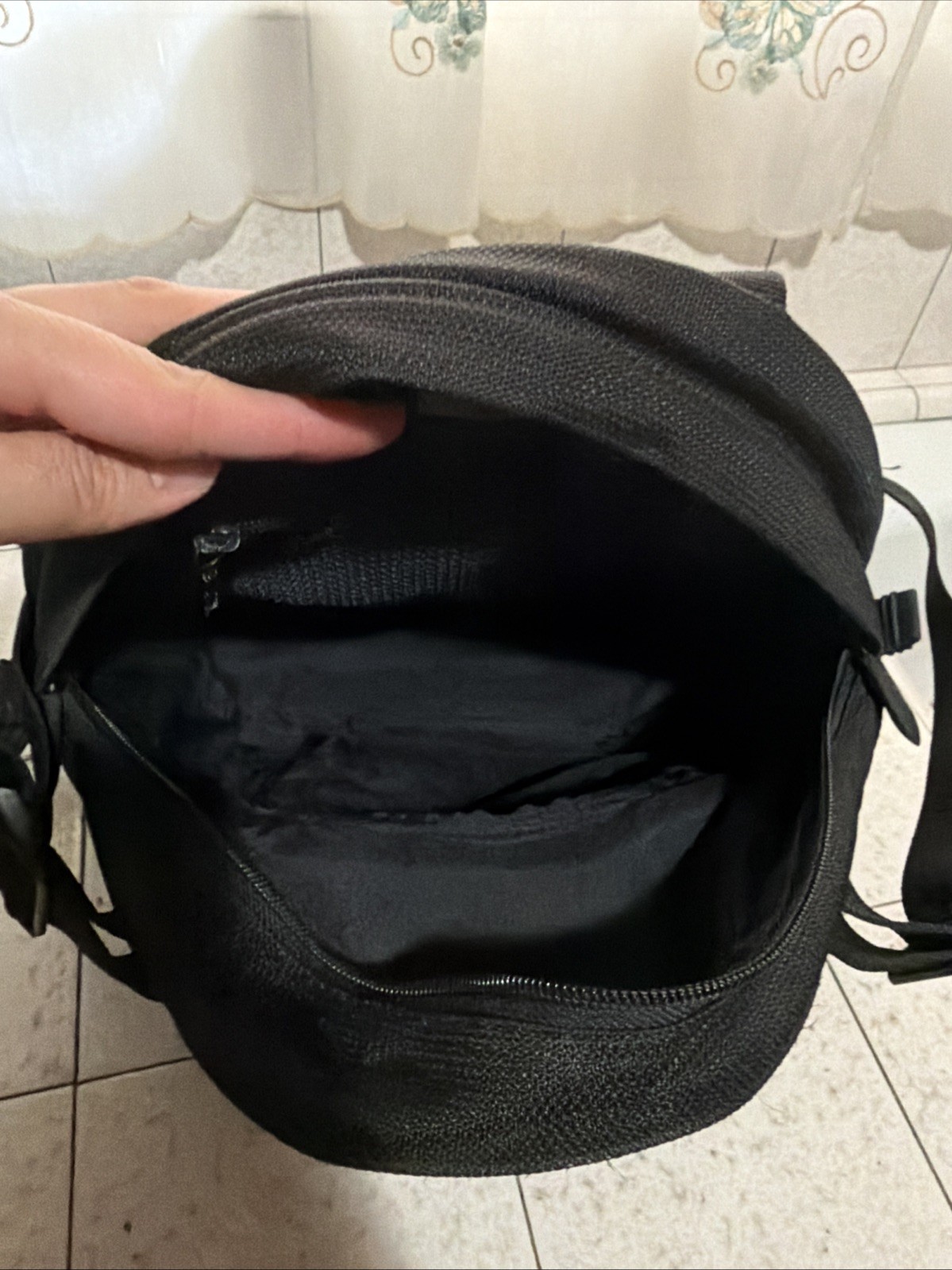 Tumi T2 Ballistic Nylon Multi Compartment Travel Rucksack Waist Pack BLACK