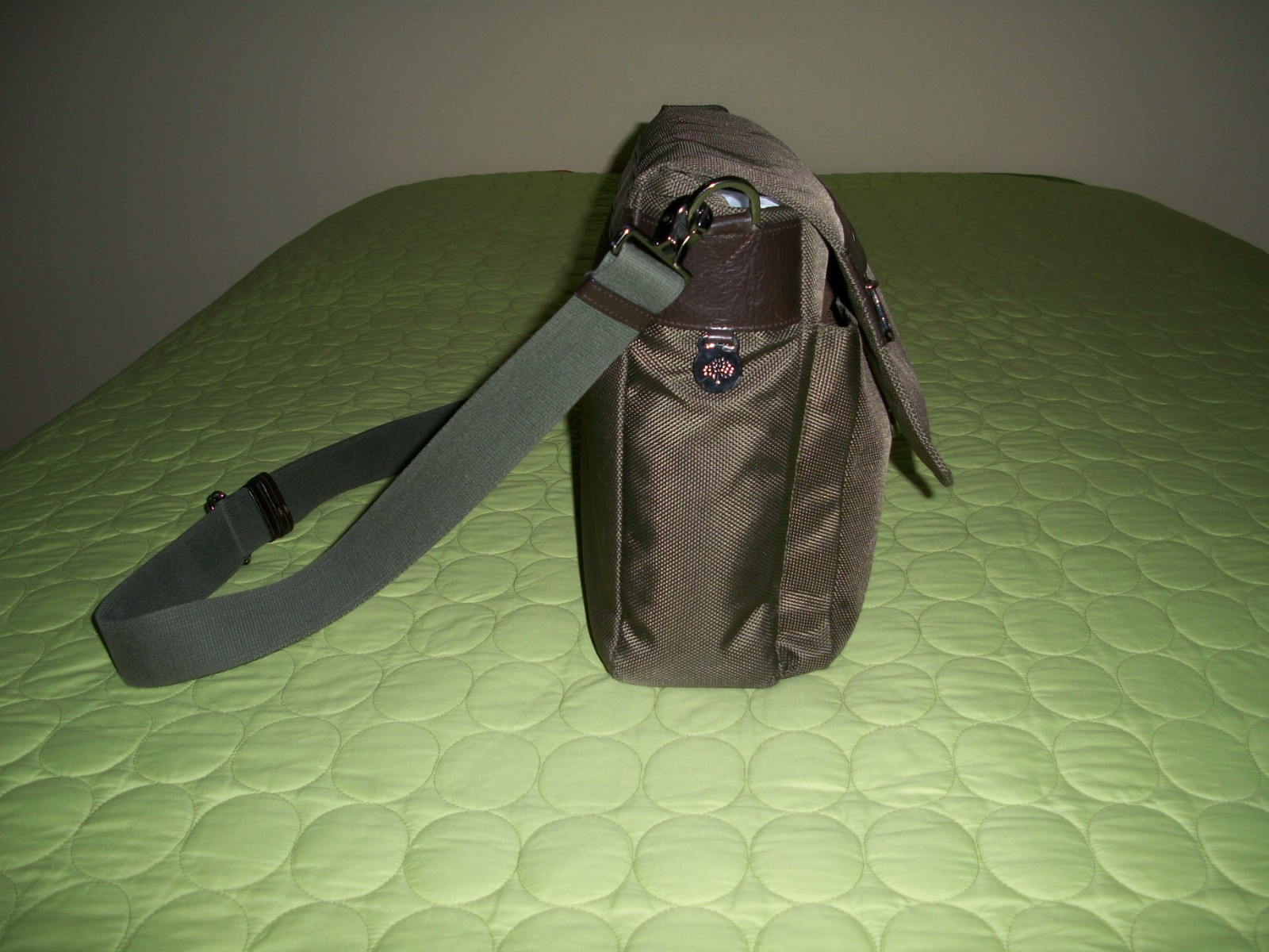Mulberry Briefcase/Laptop Nylon/Leather Trim Shoulder/Crossbody Bag