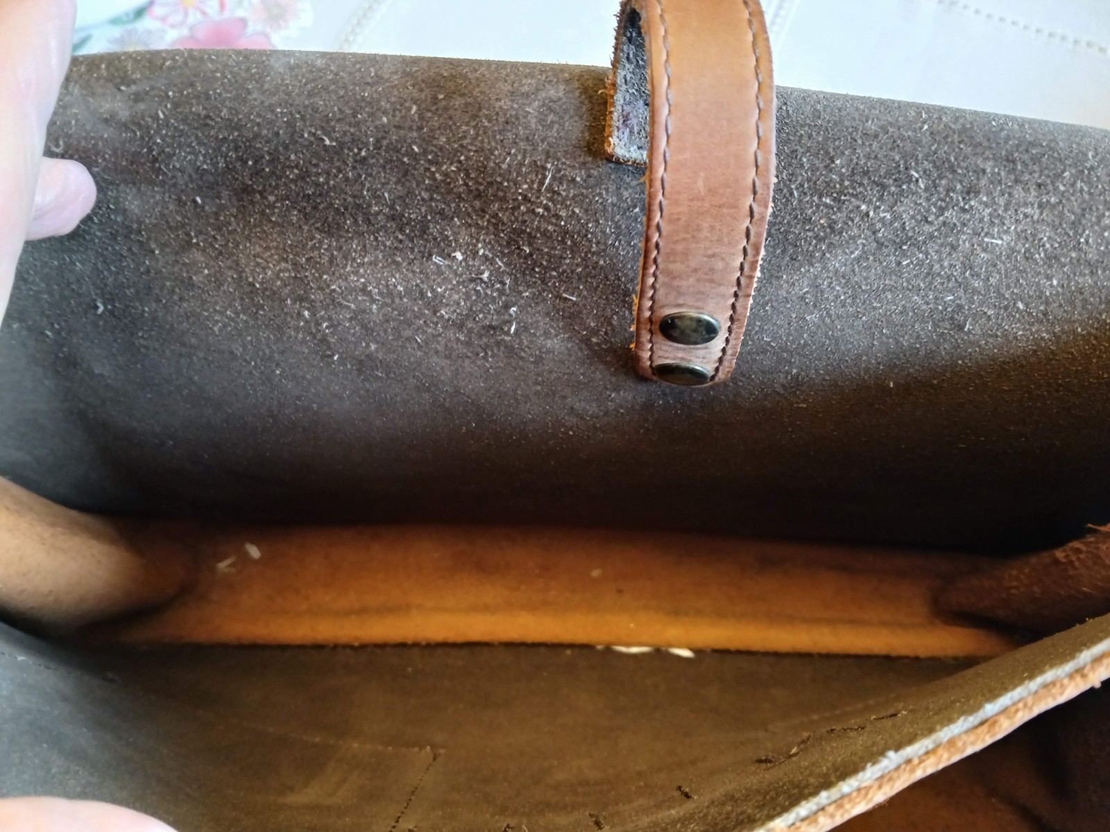 MEN’S VINTAGE BUFFALO JACKSON TRADING Co LEATHER DOUBLE POCKET MESSENGER BAG