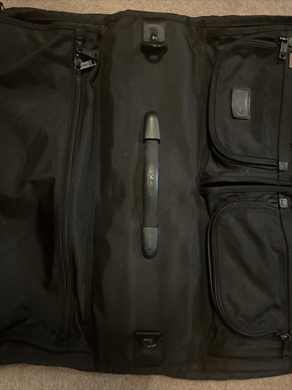 TUMI Alpha Classic 22134DH