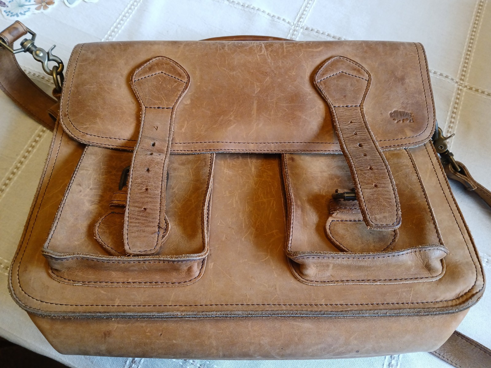MEN’S VINTAGE BUFFALO JACKSON TRADING Co LEATHER DOUBLE POCKET MESSENGER BAG