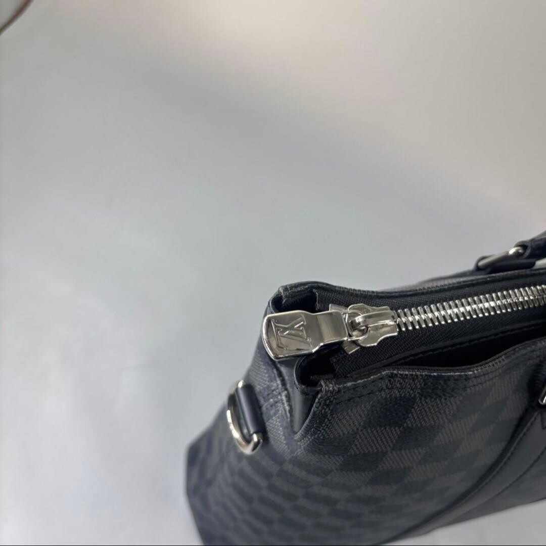 Louis Vuitton Damier Graphite Anton Tote Black Leather Men Bag Authent