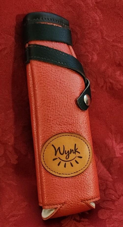 Wynk Drink Baby BOTTLE CARRIER Bag Sleeve Fleece Lined Snap Straps Red Black