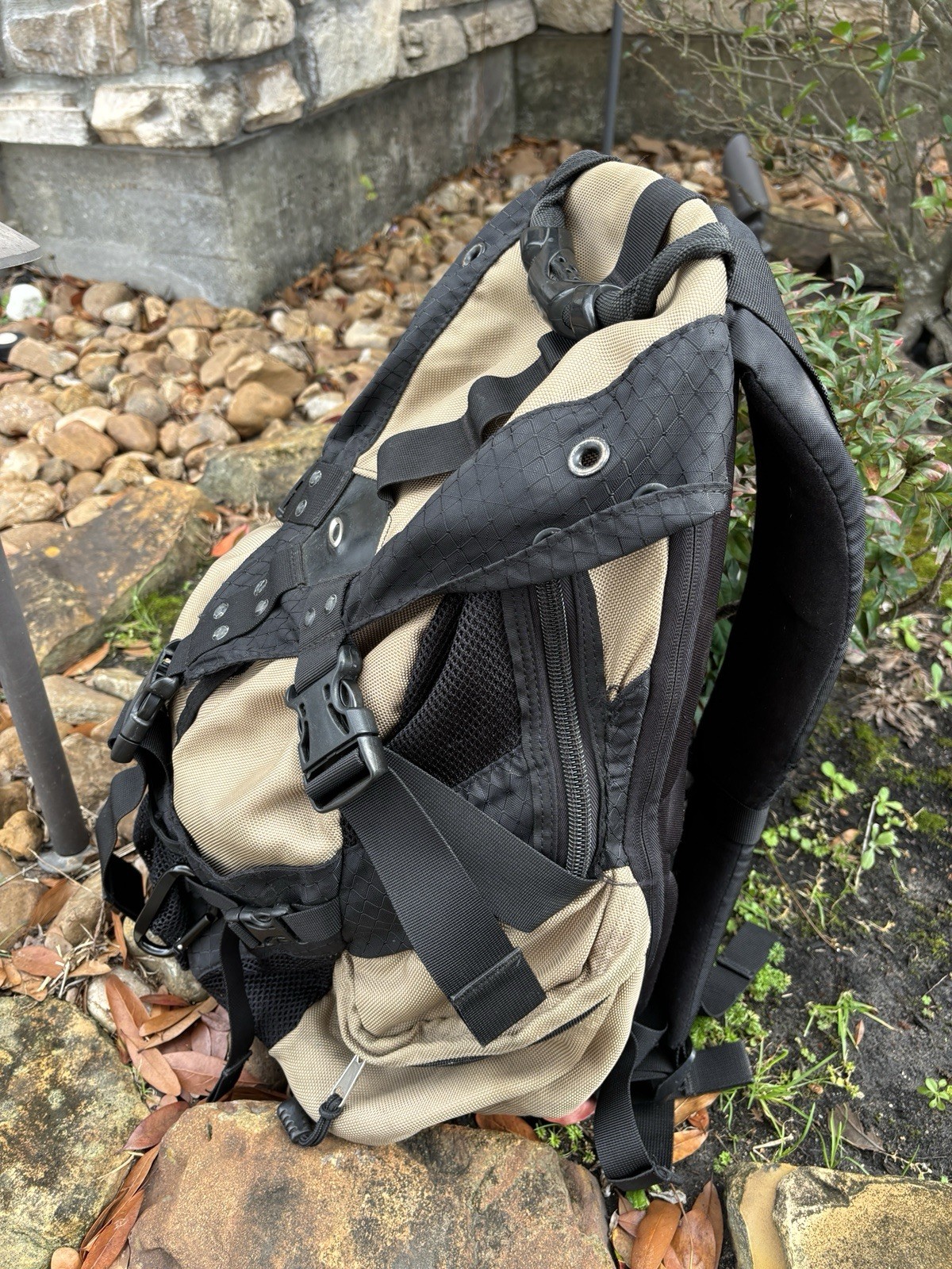 Vintage Y2K Oakley Icon Backpack Desert Tan Black Military Rucksack Camping Bag