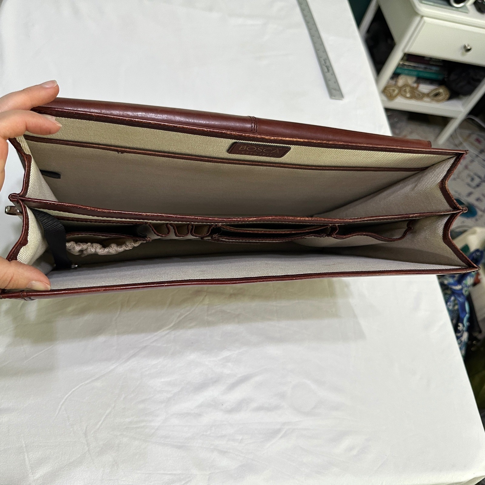 Bosca Old Leather Flap Over Briefcase Attache Doctors Lawyer Messenger Bag W/Key