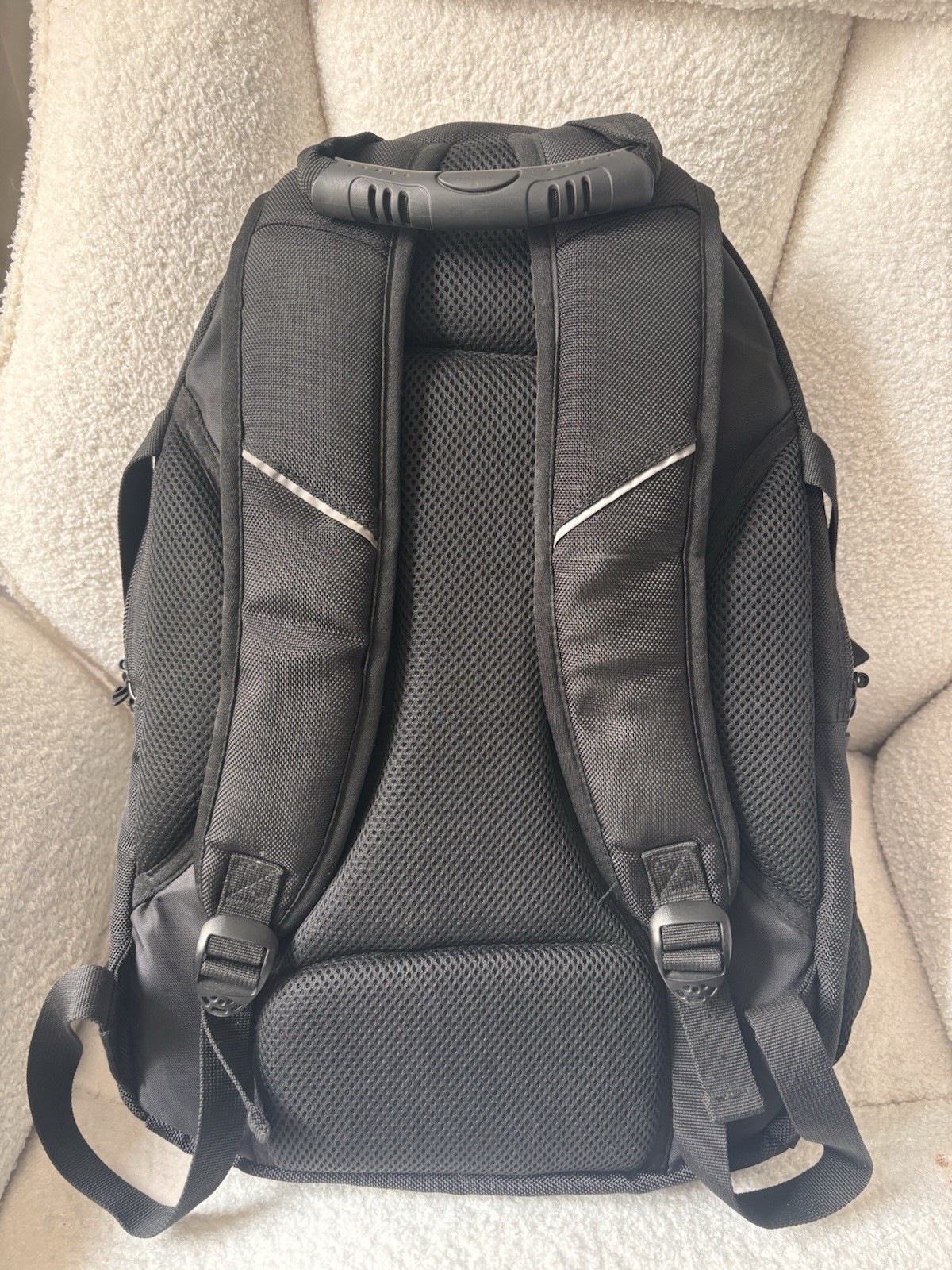 John Deere Heavy-Duty Tech & Travel Utility Backpack – Black