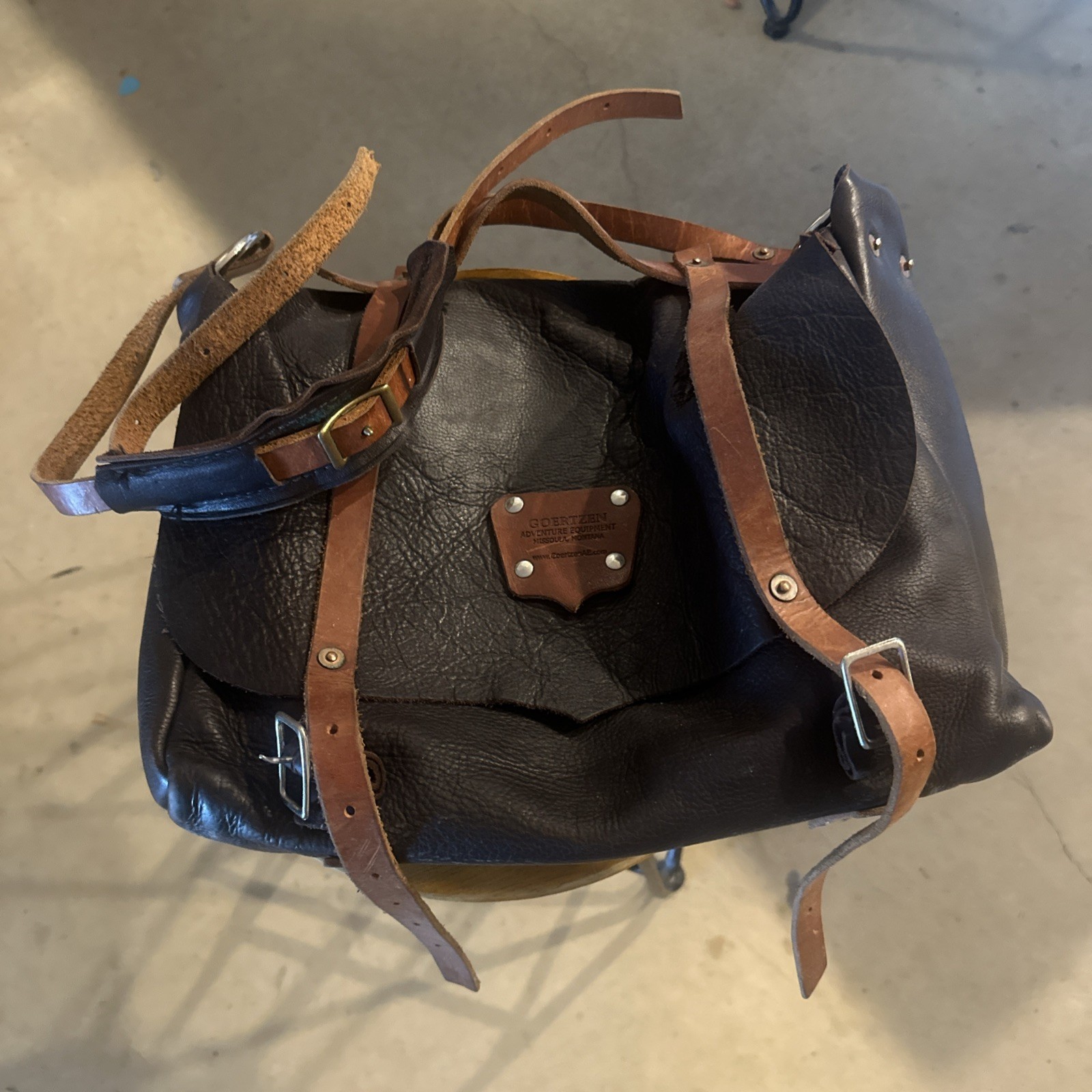 GOERTZEN Adventure Equipment Handmade in Montana Leather Messenger Bag