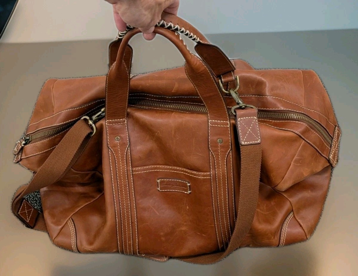 Tommy Bahama Weekender Leather Duffel Bag Cognac Brown 19.5″ x 11.5″ (Rare)
