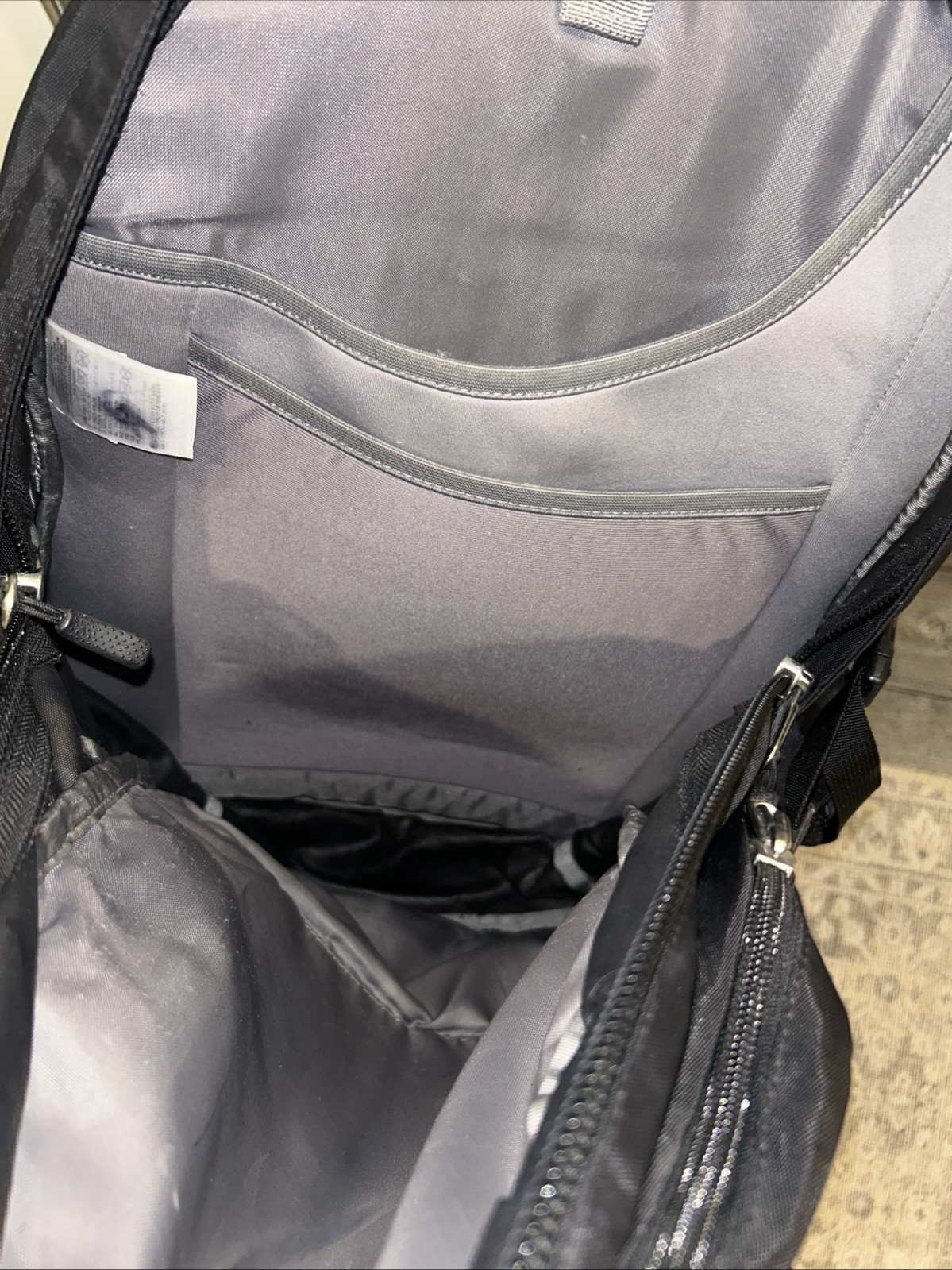 THE NORTH FACE Recon Everyday Laptop Backpack, TNF Black-NPF – USED