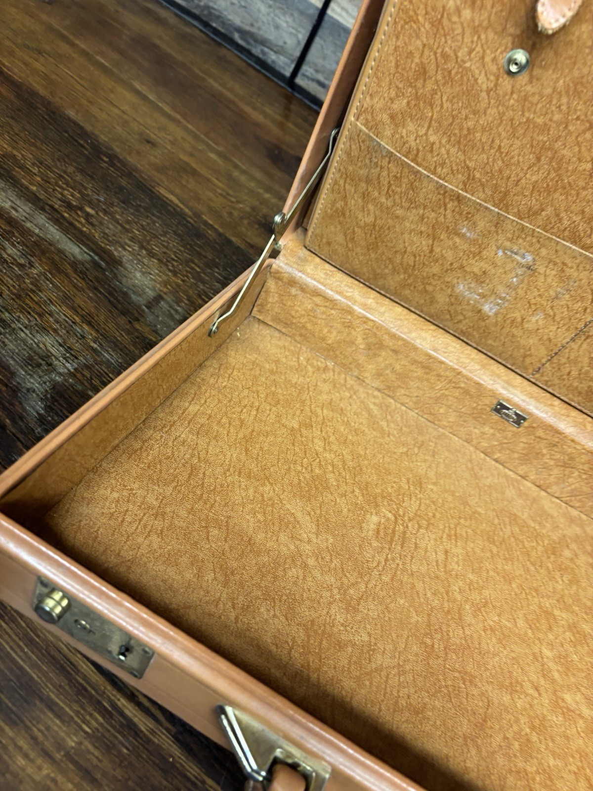 VTG Rexbilt Briefcase Suitcase Brown Leather Prop 18″x 12.5″ x 3.5