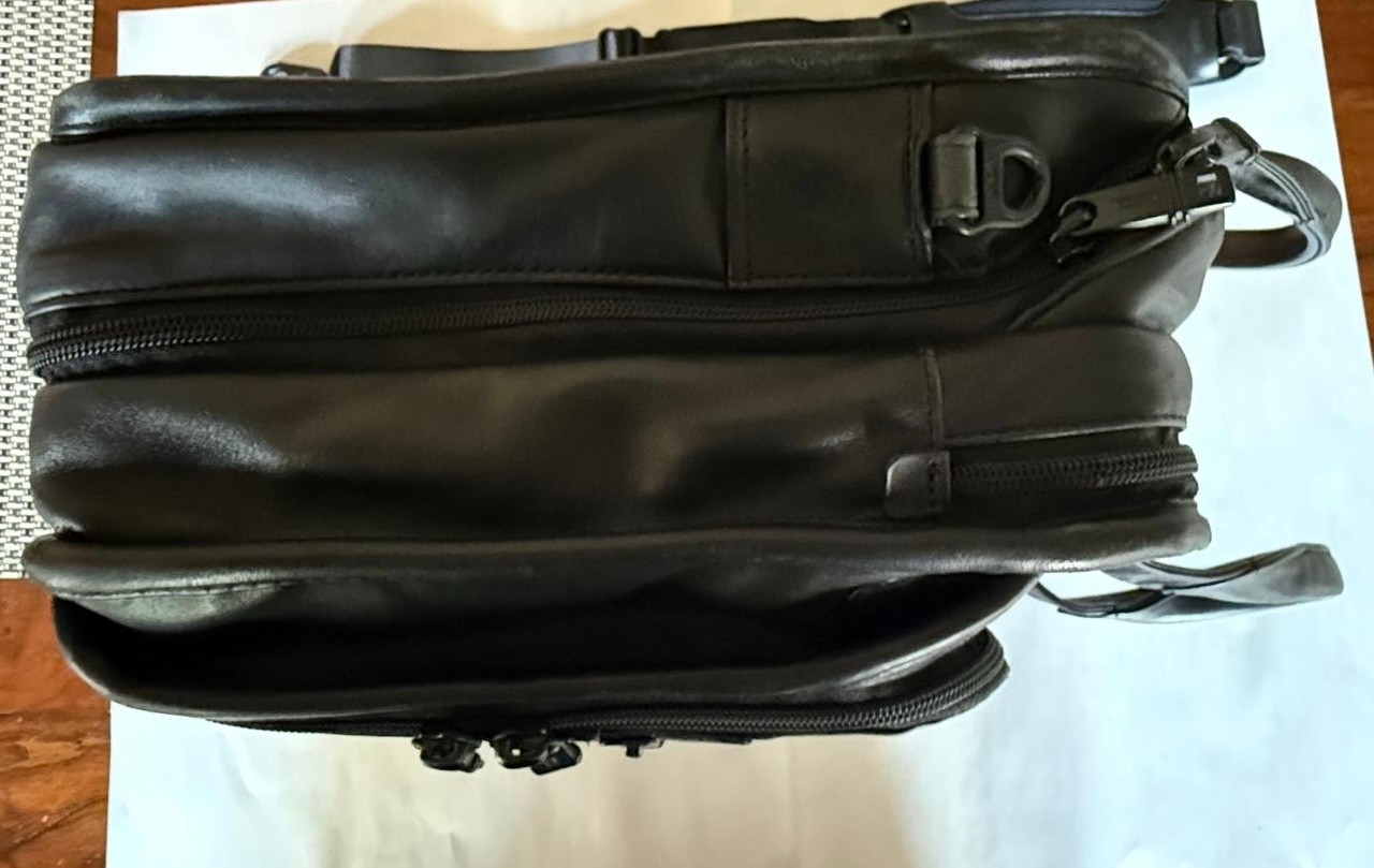 96531DH Tumi Alpha 2 T-Pass Organizer Briefcase in Black Napa Leather Laptop Bag
