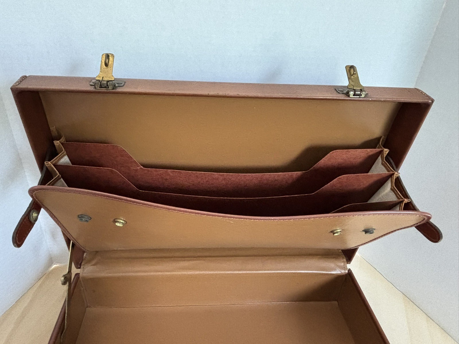 Cheney Vintage Attaché Briefcase, Hard Sided, Very Sturdy, File Holder Inside