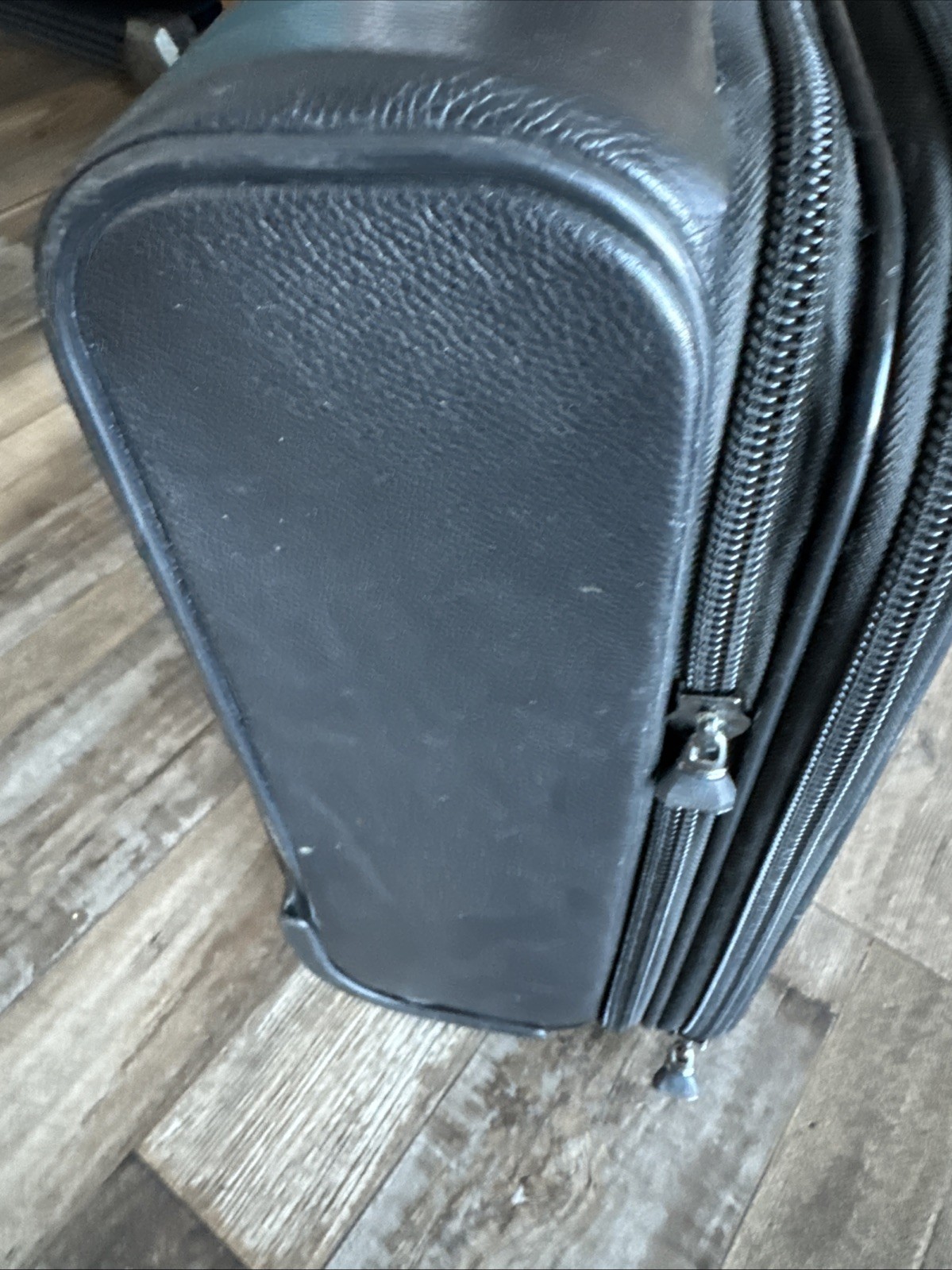 Wanlima Black Leather Rolling Portfolio 18” x 14”