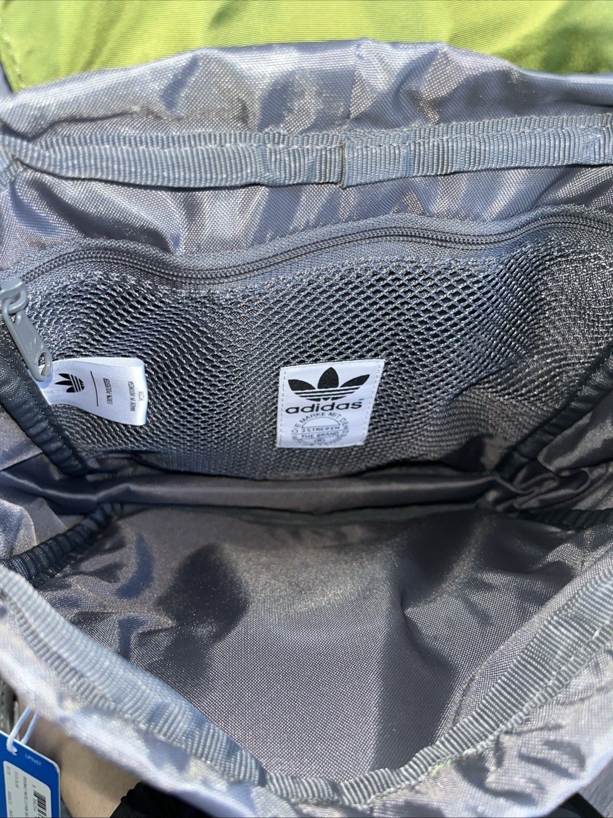 Adidas ORIGINALS MICRO 3 MINI BACKPACK Tech Olive Green Cross Body Purse NWT