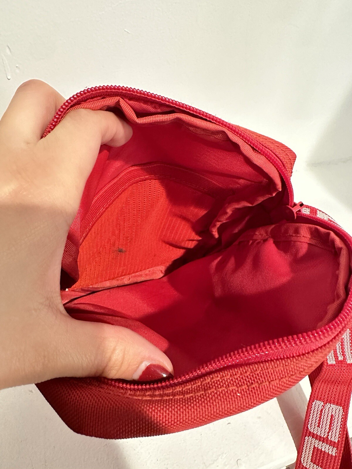 Supreme SS18 Shoulder Bag – Red
