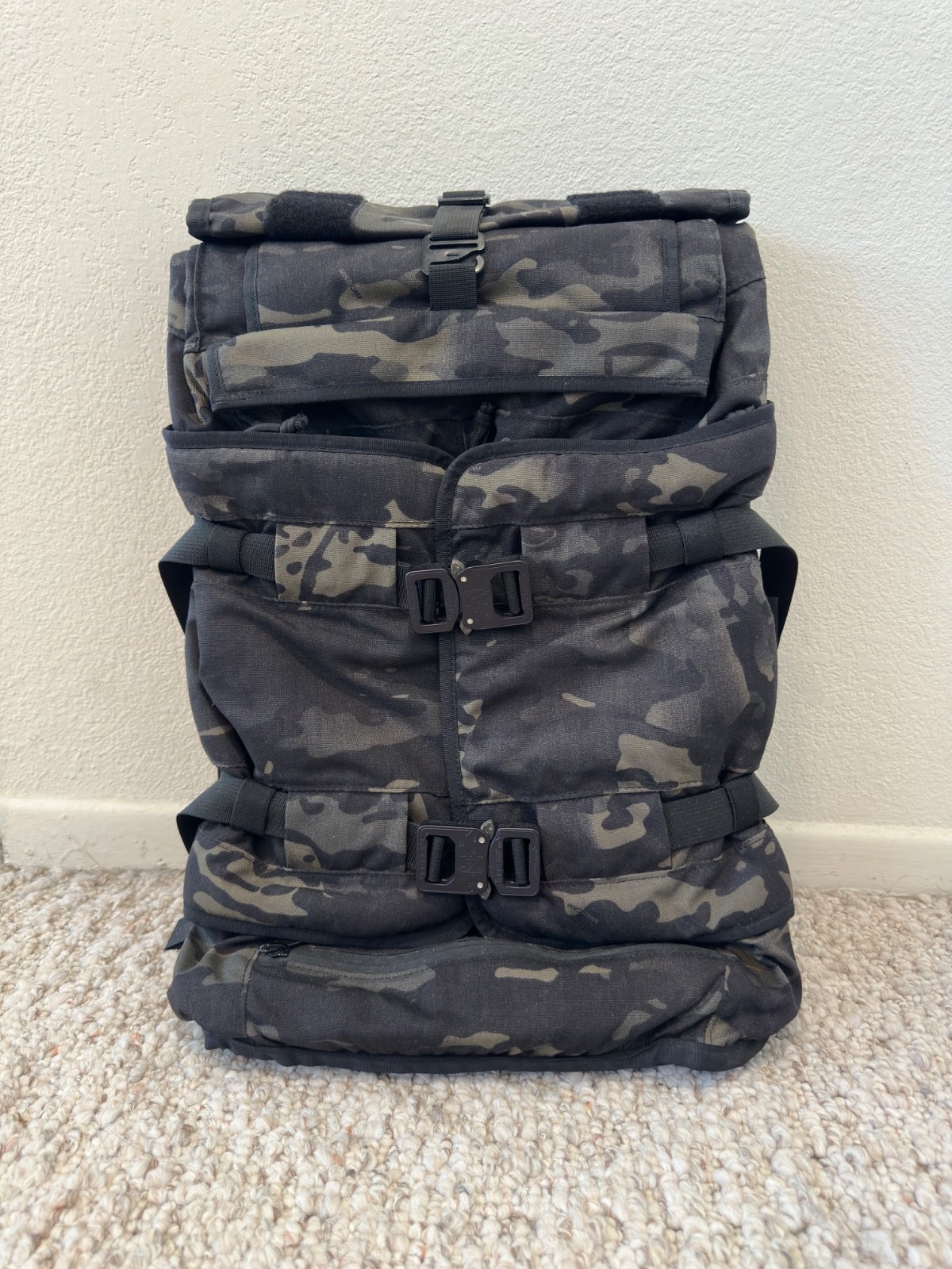 Mission Workshop Rhake with Cobra Buckles (Multicam Black Camo)