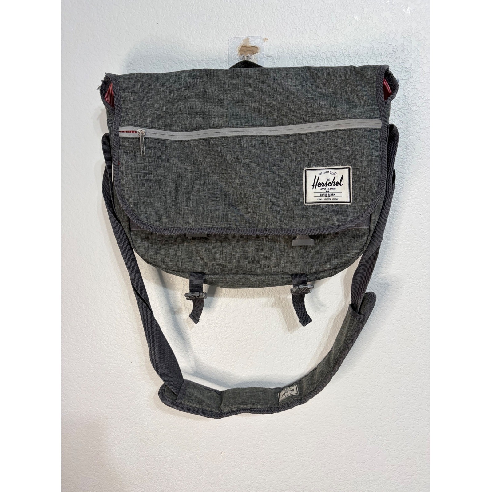 Herschel Supply Co Messenger Grey Heather Crossbody Laptop Satchel Shoulder Bag
