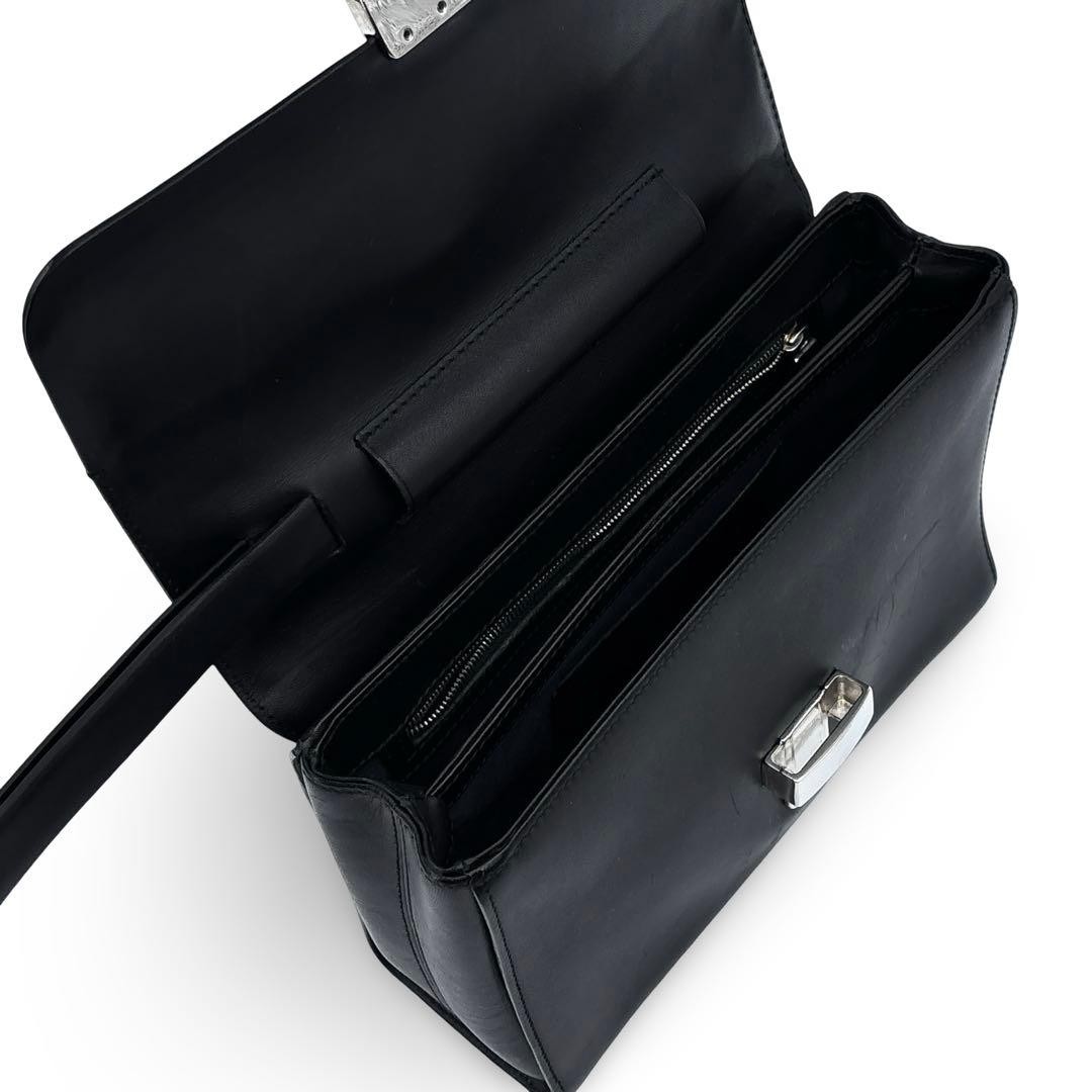 BALLY Designer calf leather Authentic clutch bag with black hardware 17×25cm