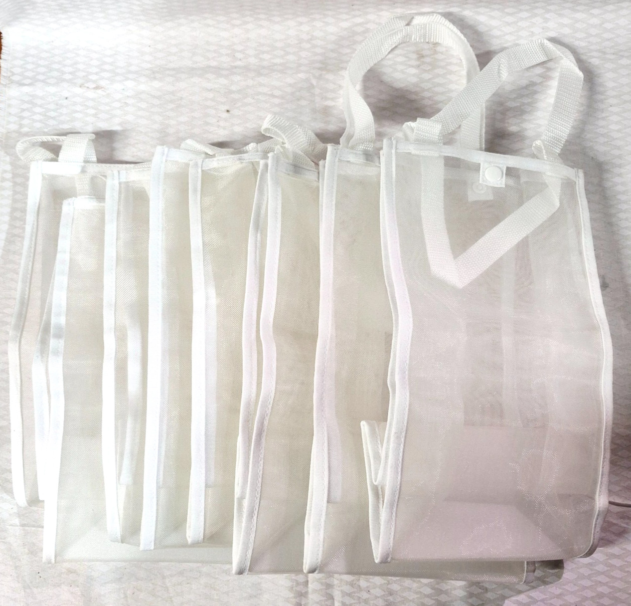 LOT/8 PUREOLOGY Clear White Long Mesh Toiletry Cosmetic Travel Bag Bag w/Handles