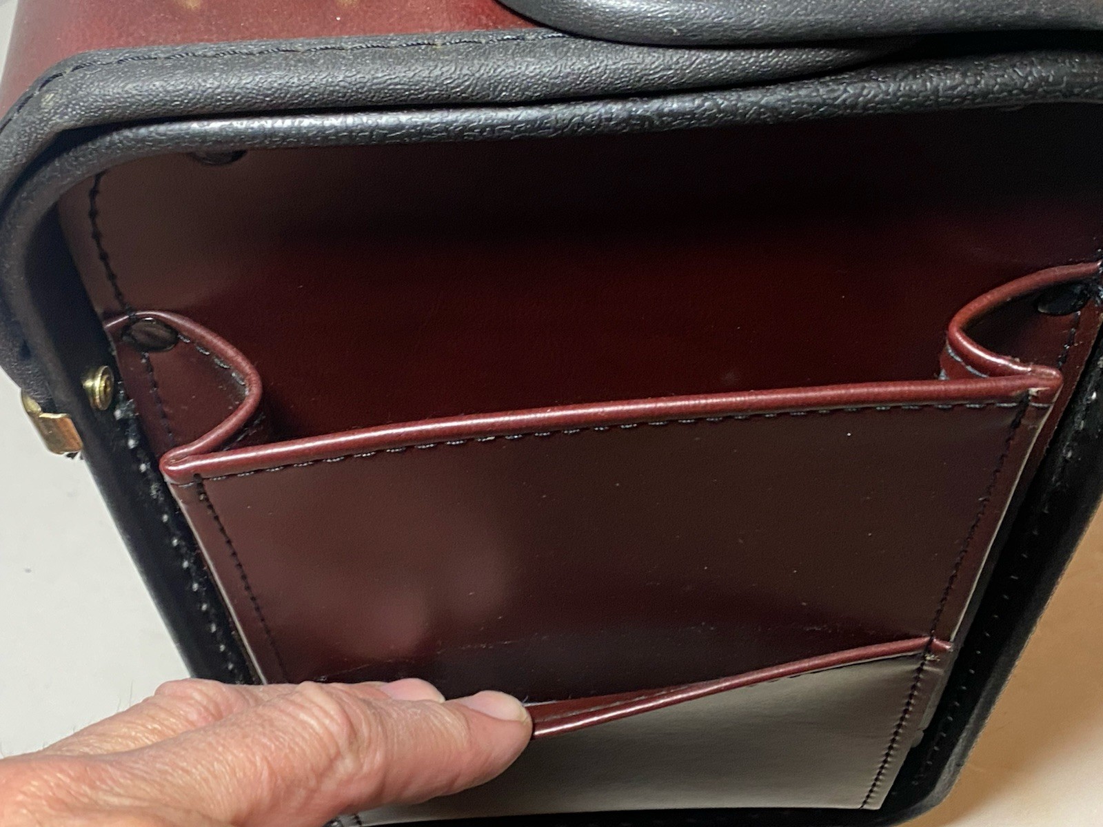 Vtg HiT Business Mates Maroon Burgundy Attache Case w/ Combination Locks & Tags