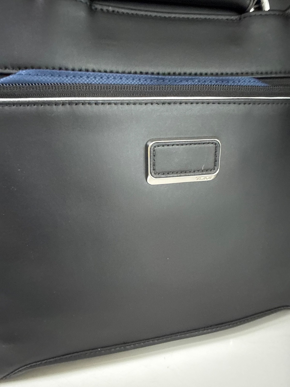 NEW Tumi ARRIVE HANNOVER SLIM 15.5” Brief Laptop Briefcase – BLACK LEATHER