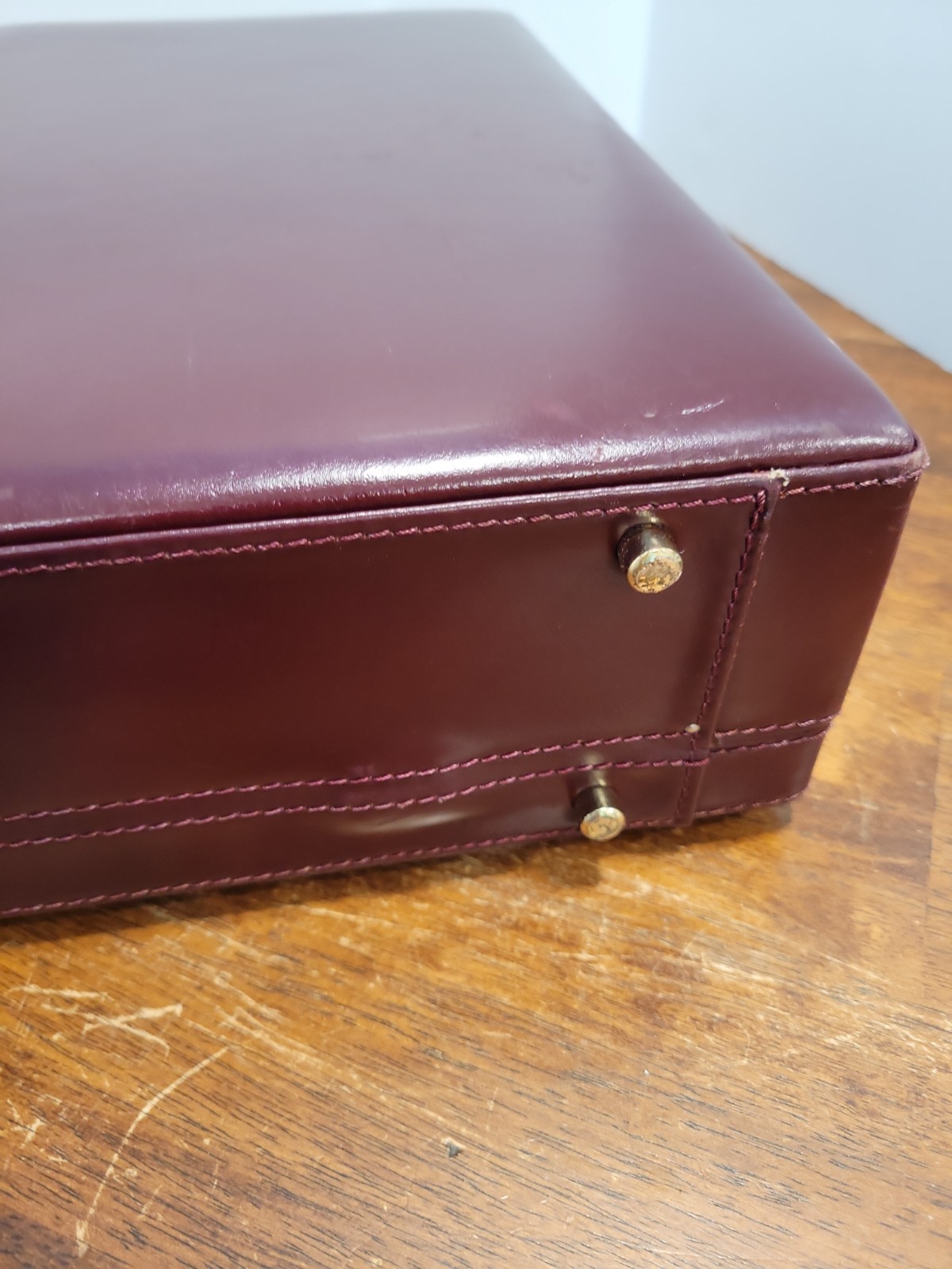 Vintage Stebco Burgundy Hard Leather Briefcase Front Change Combination Lock