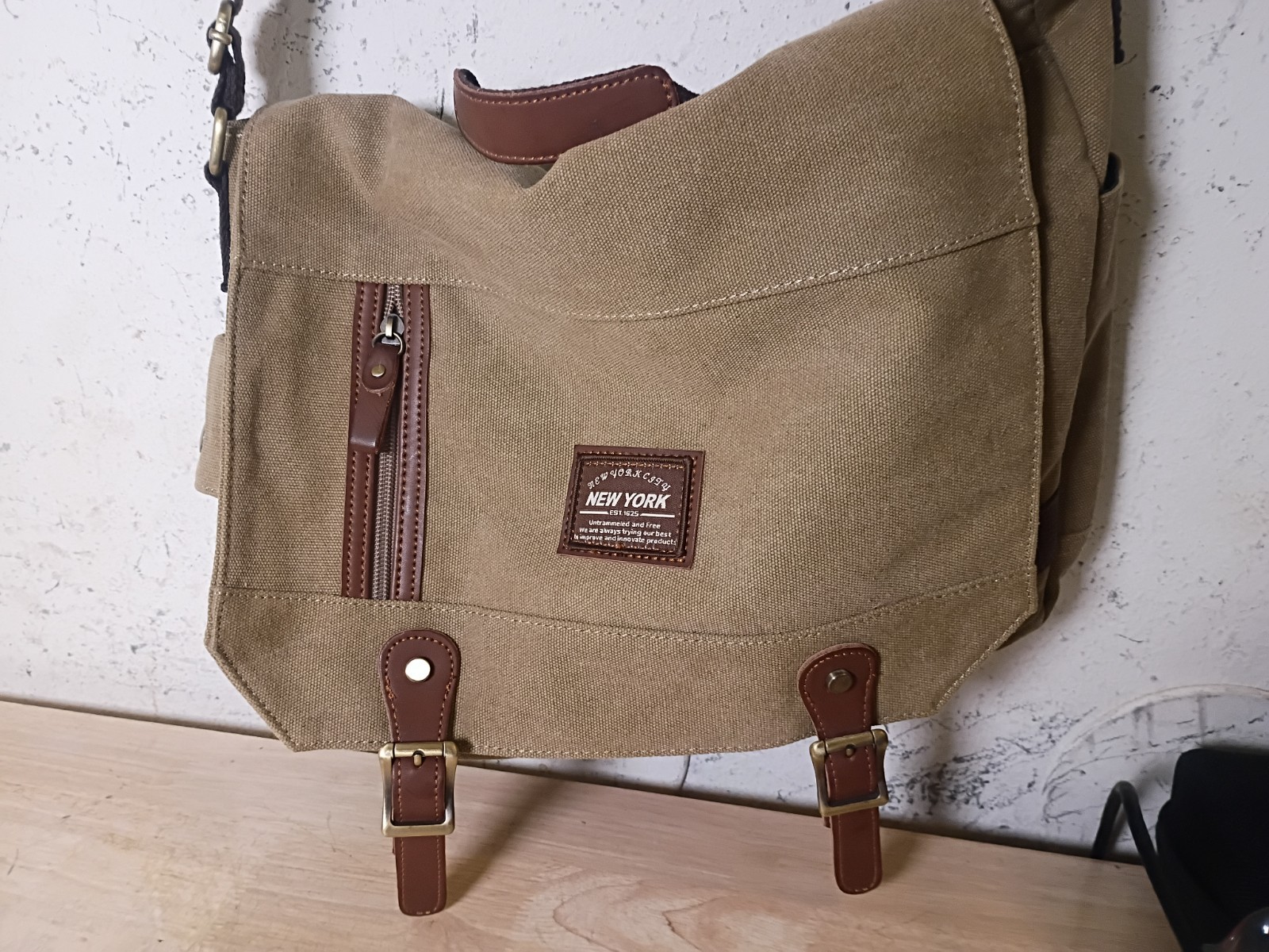 Vtg Y2K Kaukko NYC New York City Khaki Canvas Messenger Shoulder Bag 14x12x5 *EC