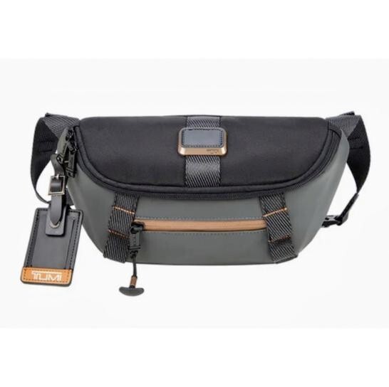 TUMI Squad Utility Crossbody 232660 Black / Gray Outdoor Outlet Product